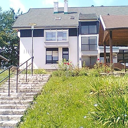 Art Apartman Plitvička Jezera Екстериор снимка